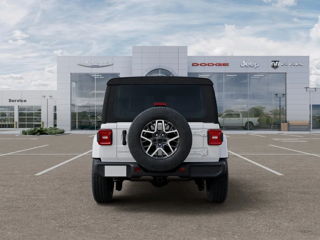 New 2026 Bright White Clear-Coat Exterior Paint Jeep Sahara image 8