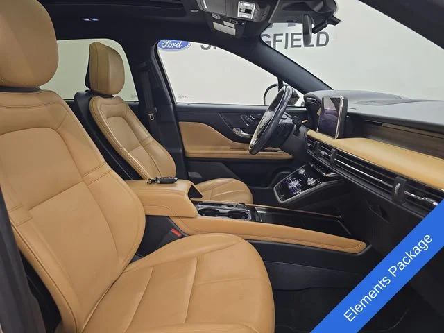 Used 2020 Mocha Lincoln Reserve image 10