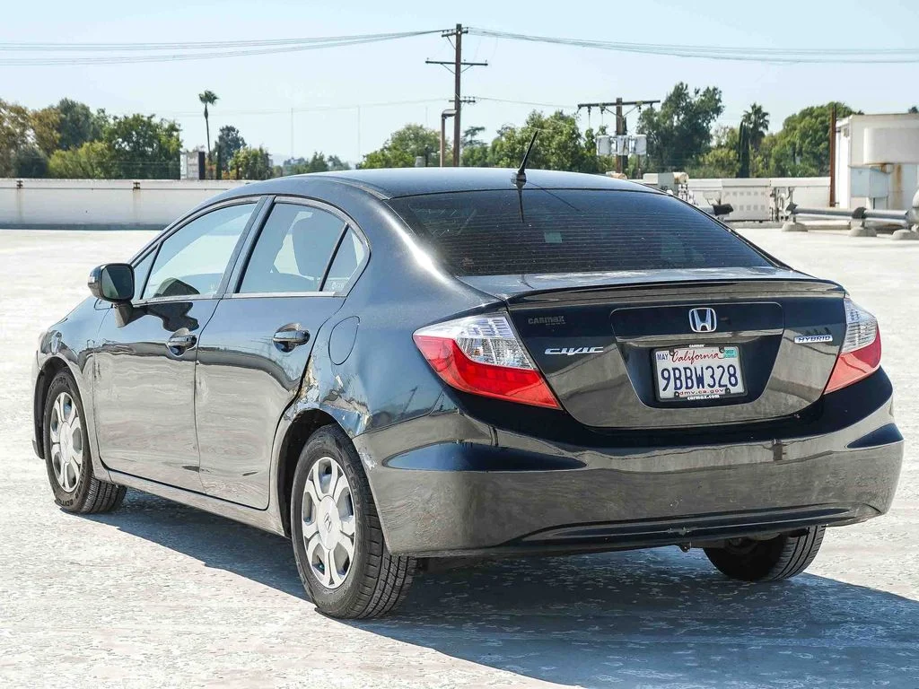 Used 2012 Crystal Black Pearl Honda Hybrid image 4