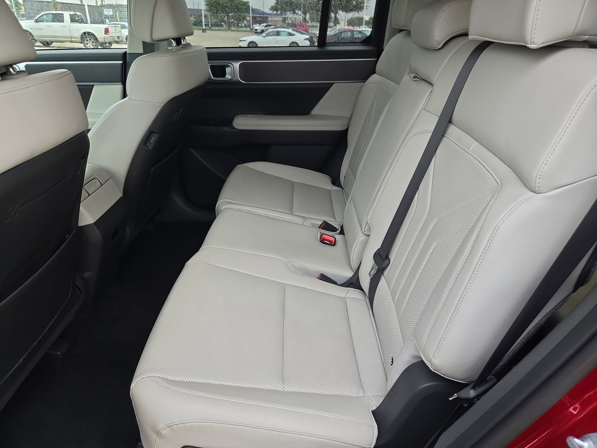 Used 2025 Ultimate Red Hyundai SEL image 26