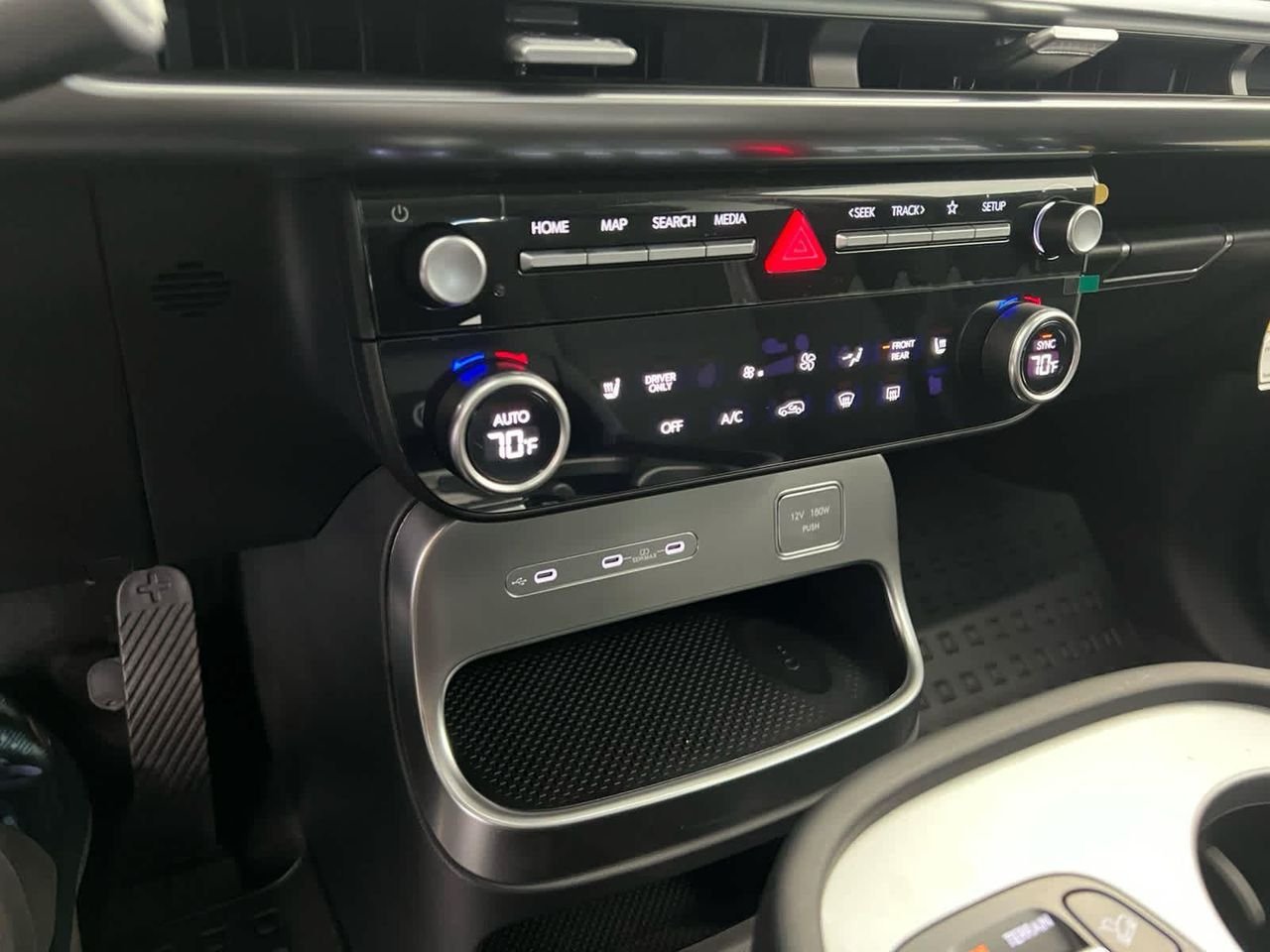 2026 Hyundai IONIQ 9 SE - Photo 17