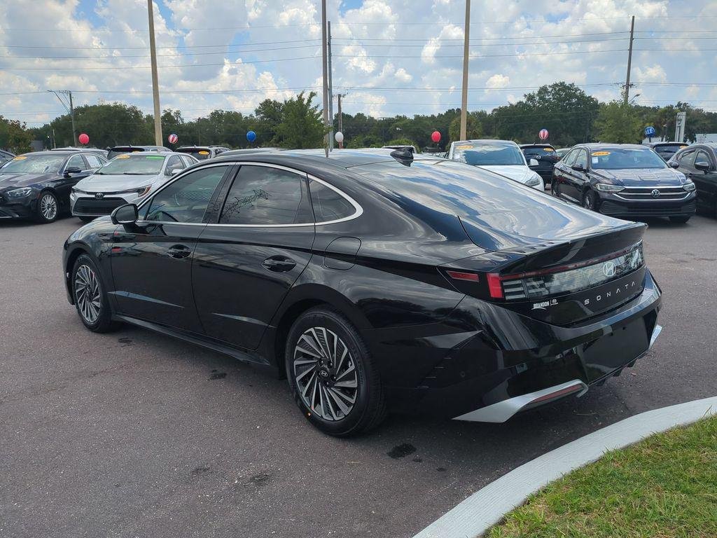 New 2026 Black Hyundai Limited image 7