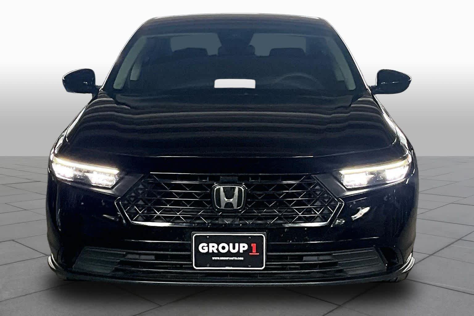 Used 2023 Crystal Black Pearl Honda EX image 3