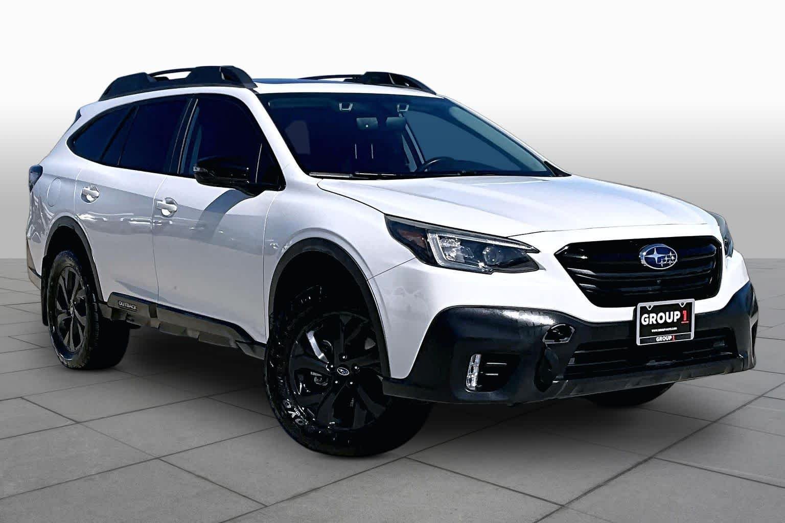 Used 2022 Crystal White Pearl Subaru Onyx Edition XT image 3