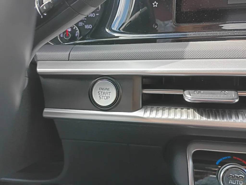 Used 2021 Wolf Gray Kia GT-Line image 24