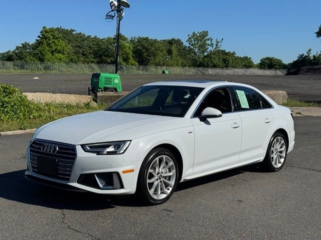 2019 Audi A4 2.0T quattro S tronic Premium Plus's photo