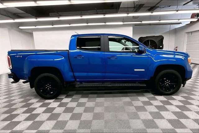 Used 2021 Dynamic Blue Metallic GMC Elevation image 15