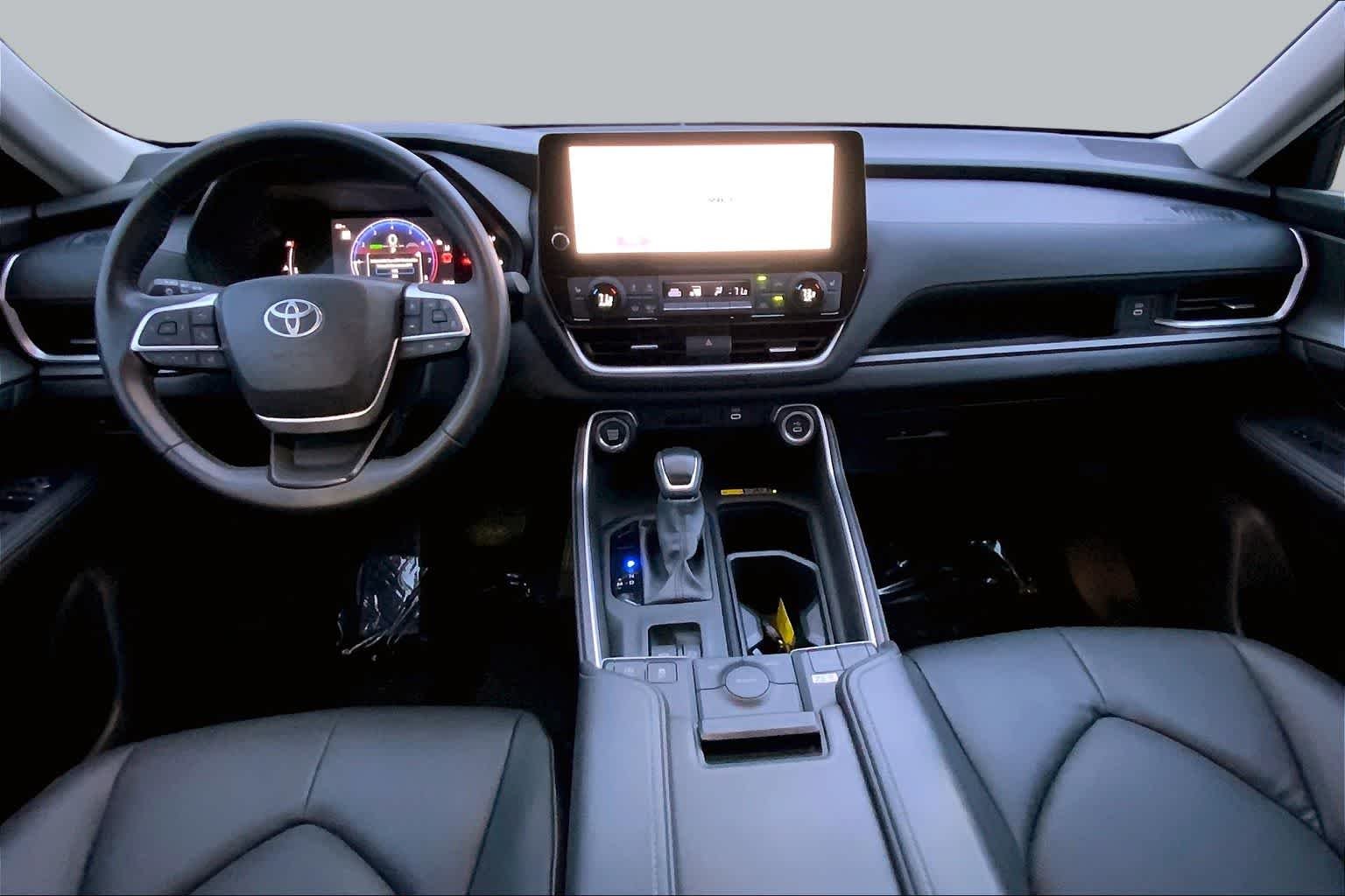 Used 2025 Celestial Silver Metallic Toyota XLE image 16