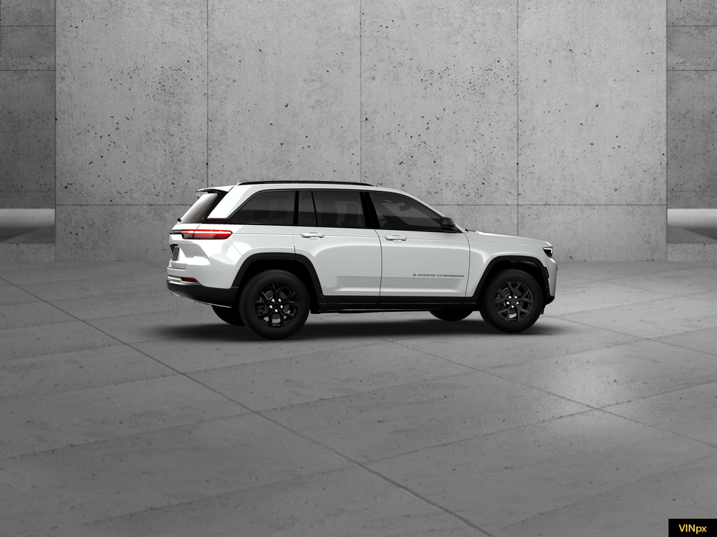 New 2026 Silver Zynith Exterior Paint Jeep Laredo Altitude image 14