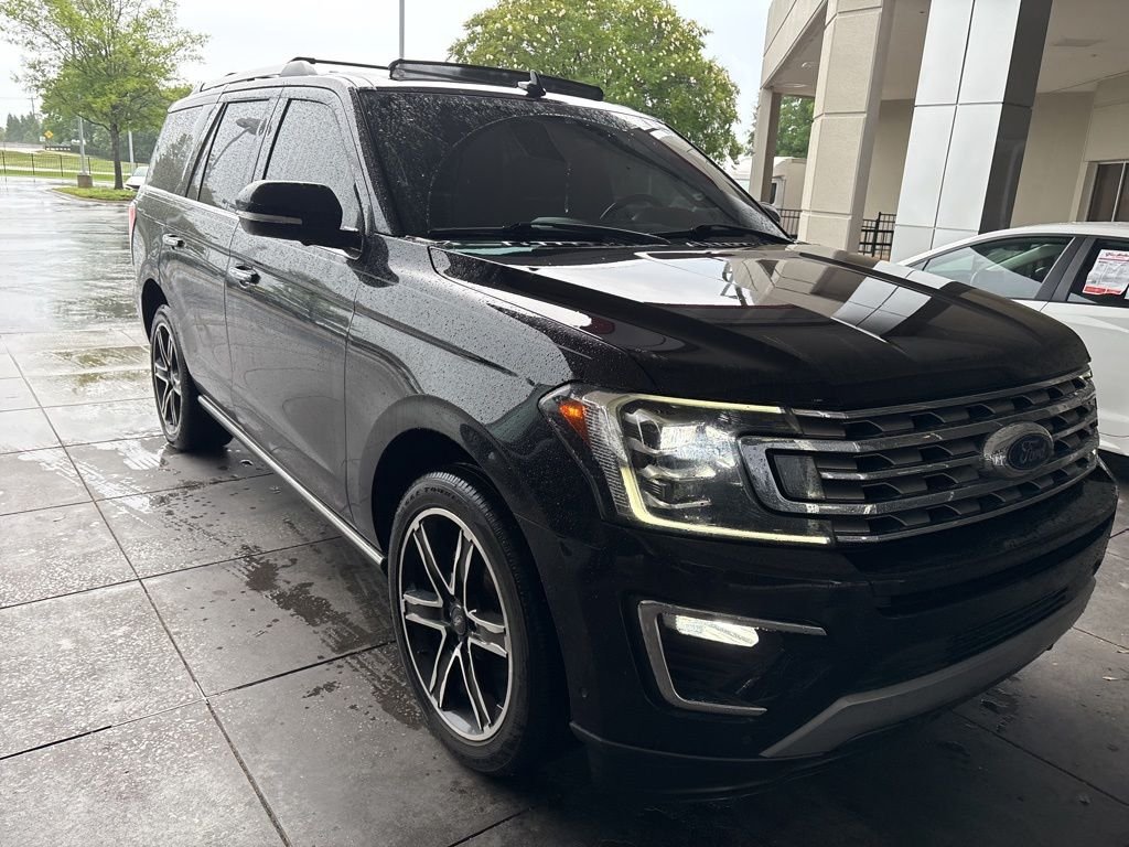 2019 Ford Expedition Limited's photo
