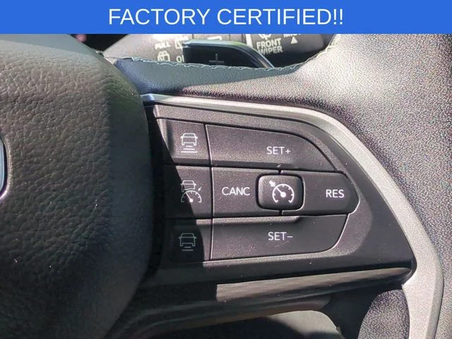 Used 2025 Black Jeep Altitude X image 21