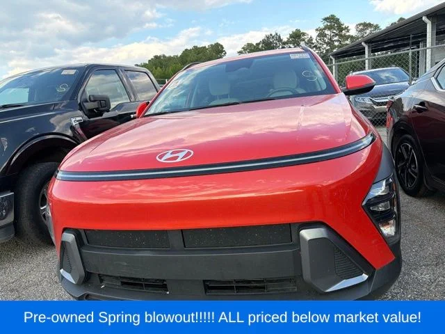 Used 2024 Orange Hyundai SEL image 2