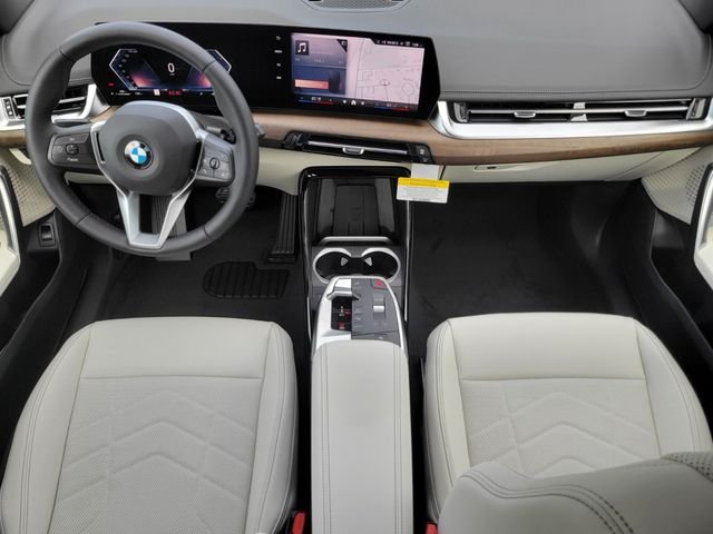 2026 BMW X1 28i - Photo 14