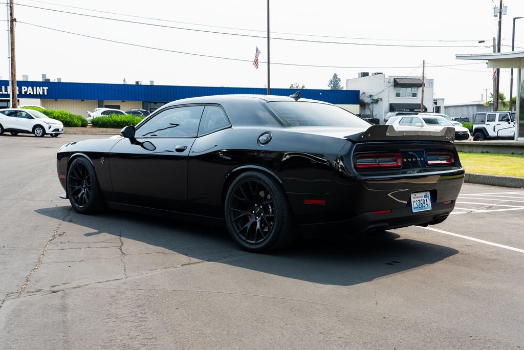 Used 2015 Pitch Black Clearcoat Dodge SRT Hellcat image 3