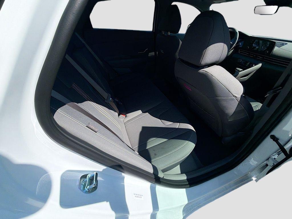 2026 Hyundai Elantra SEL - Photo 19