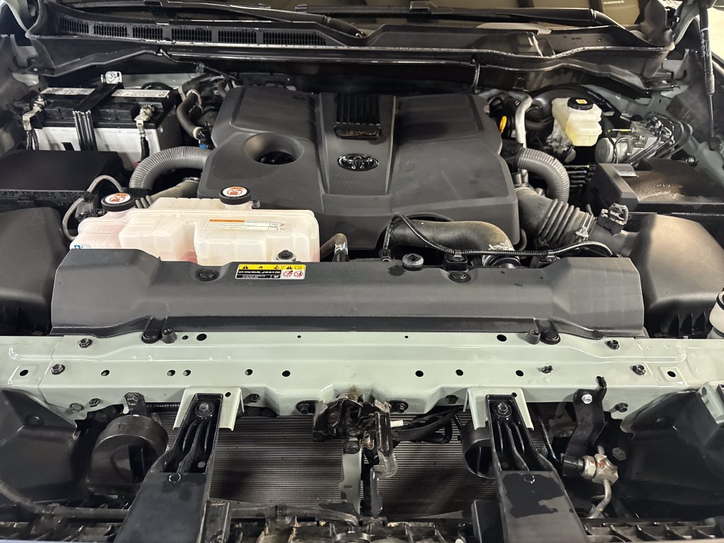 Used 2024  Toyota SR5 image 9