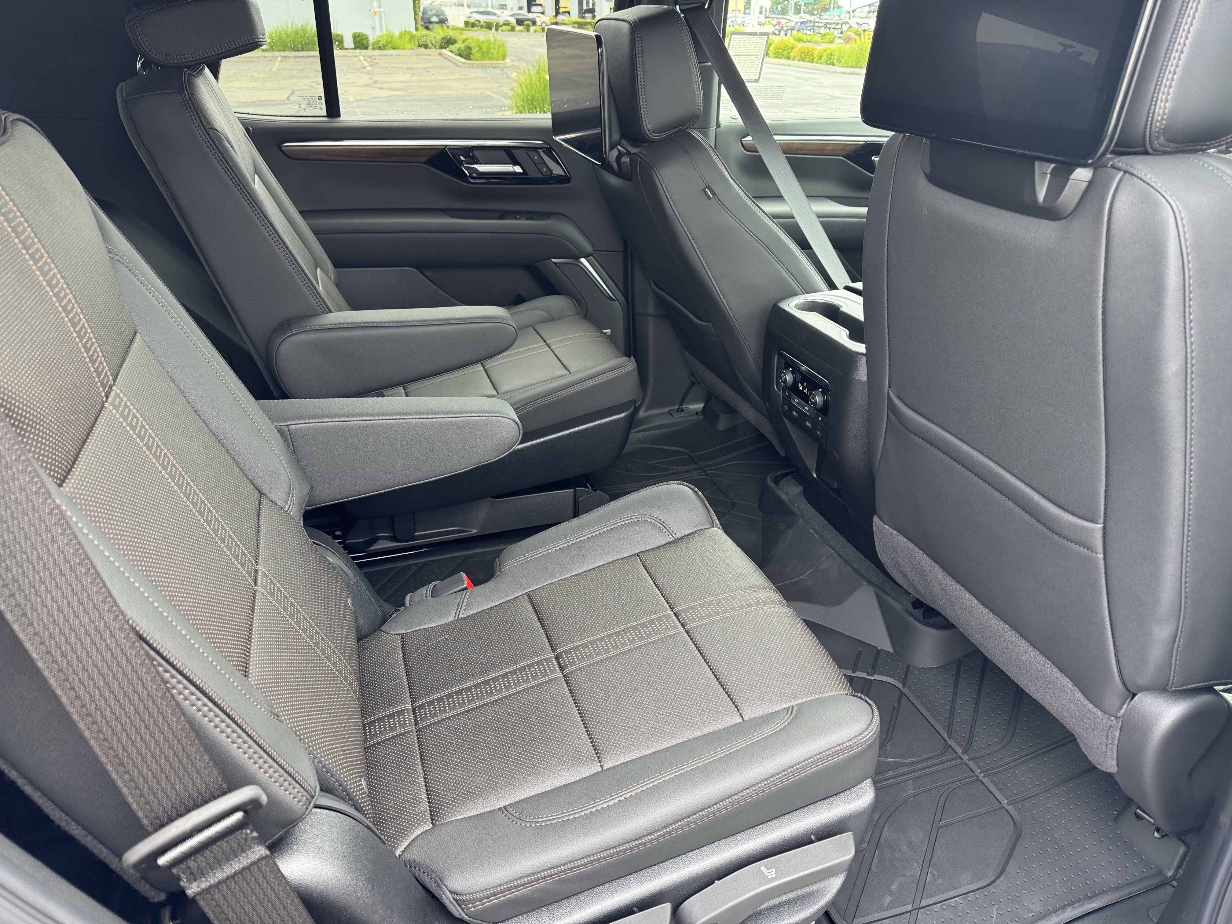 2026 Chevrolet Tahoe High Country - Photo 21
