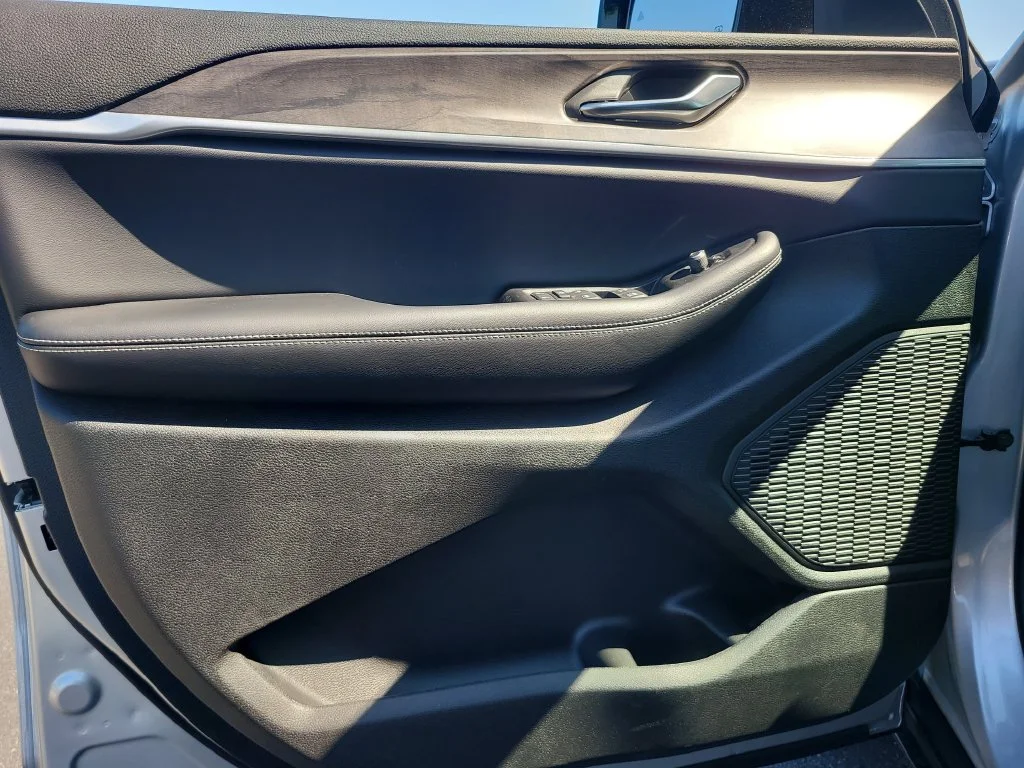 New 2026 Silver Jeep Altitude image 12