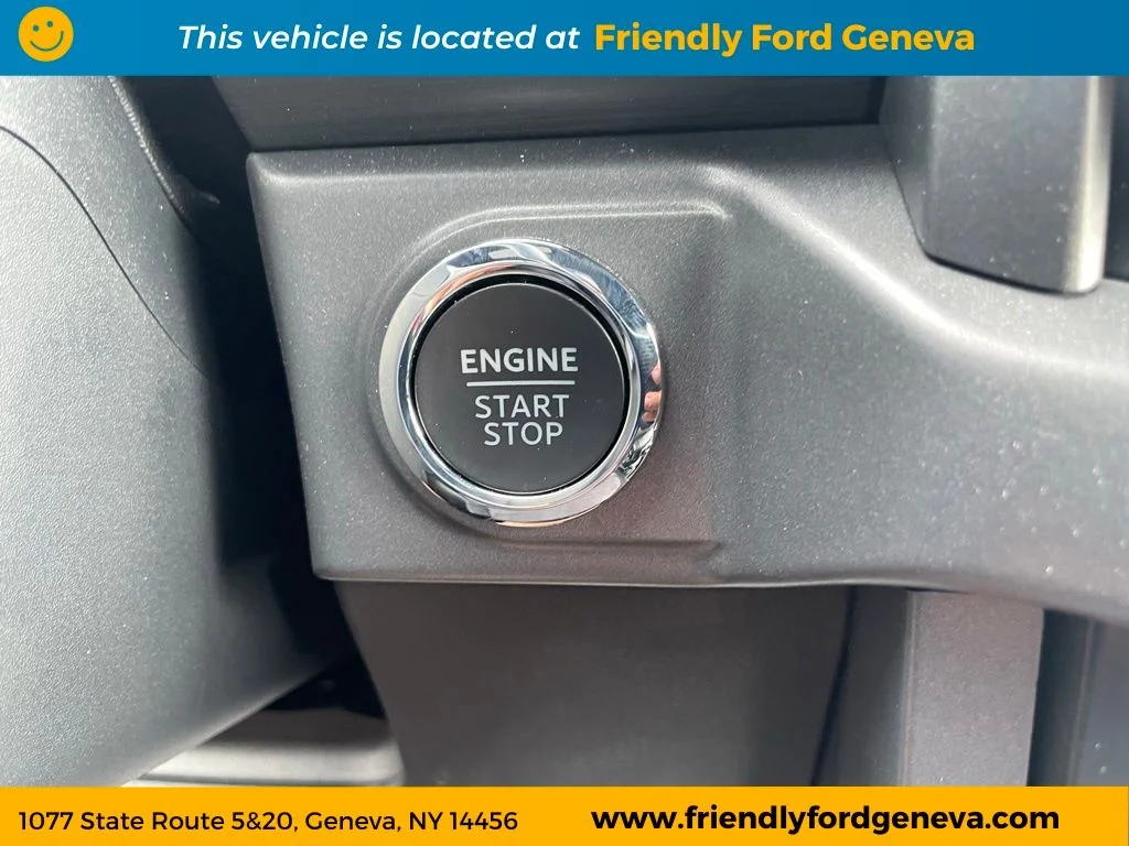 Used 2025 Agate Black Metallic Ford XLT image 57