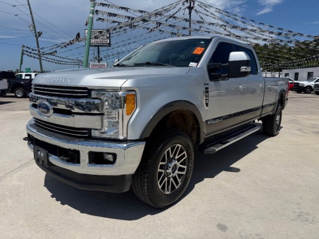 Used 2017 Silver Ford Lariat image 1