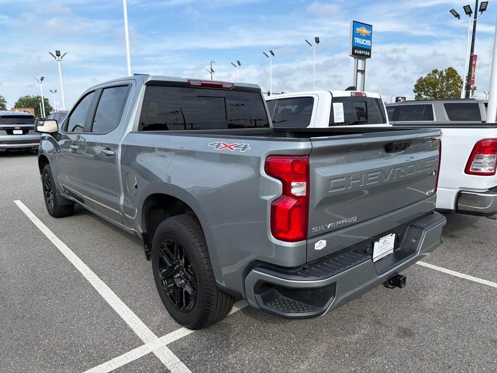 Used 2026 Gray Chevrolet RST image 3