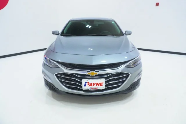 Used 2023  Chevrolet LT image 2