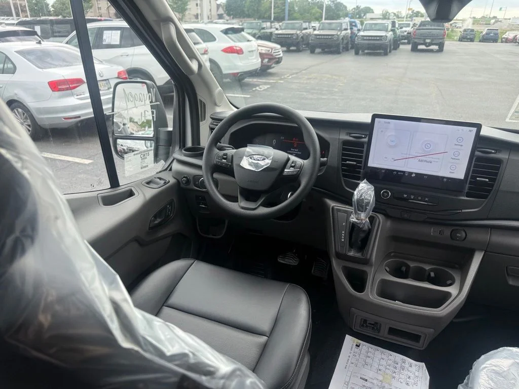 New 2026 Oxford White Ford Cargo Van image 48