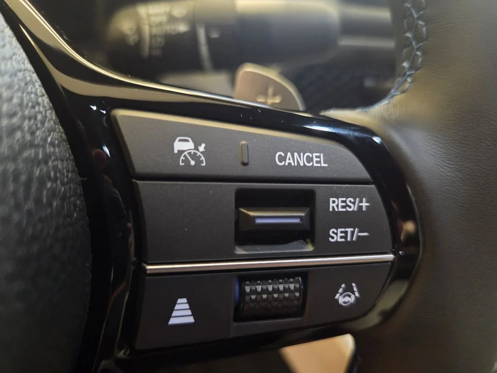 New 2026 Winter Frost Pearl Honda Hybrid image 31