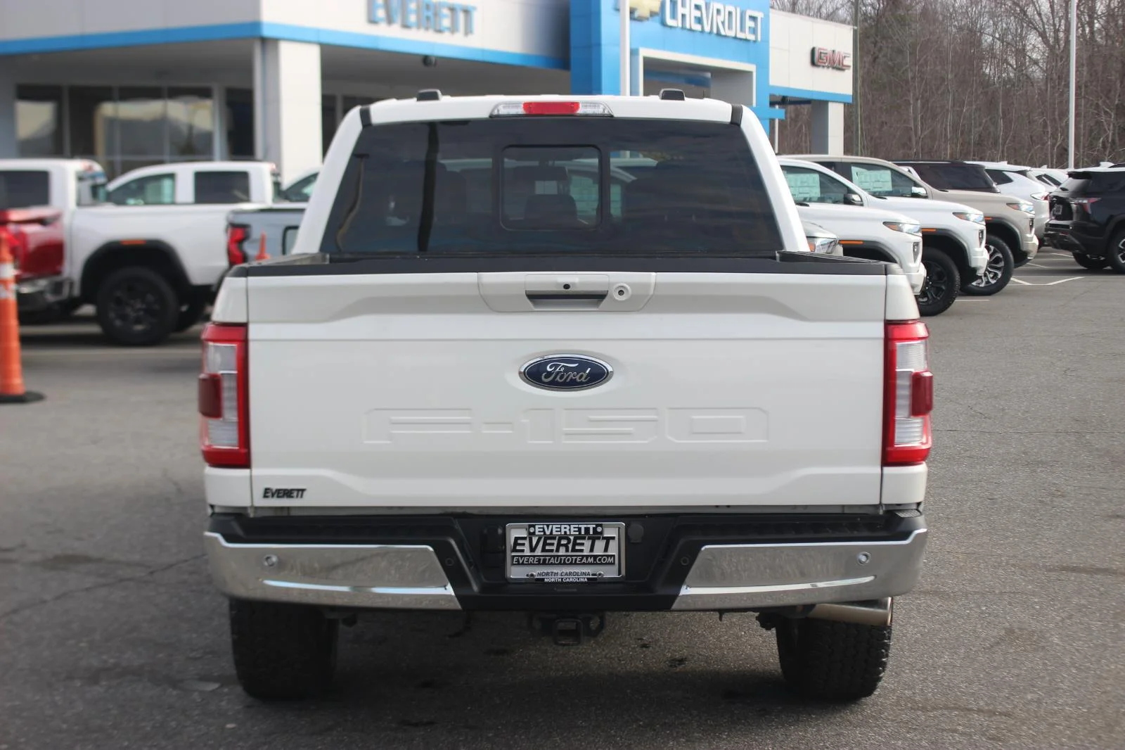 Used 2023 White Ford XL image 6