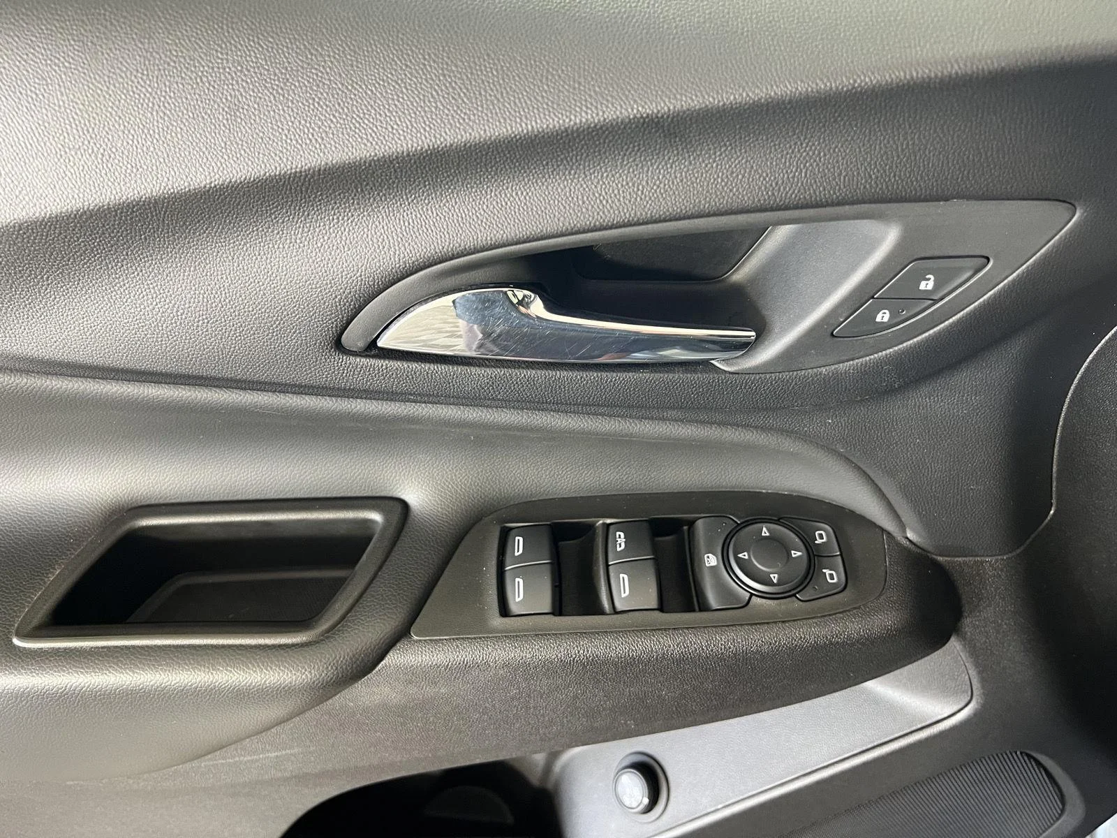 Used 2024 Sterling Gray Metallic Chevrolet LT image 6