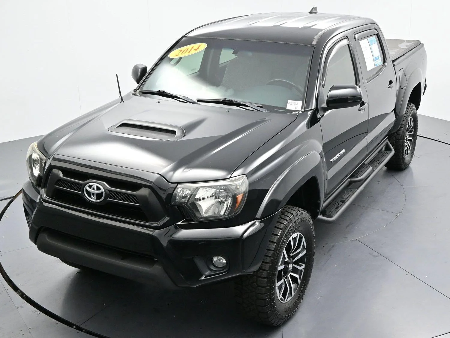 Used 2014 Black Toyota 4WD Double Cab V6 MT (Natl) image 37