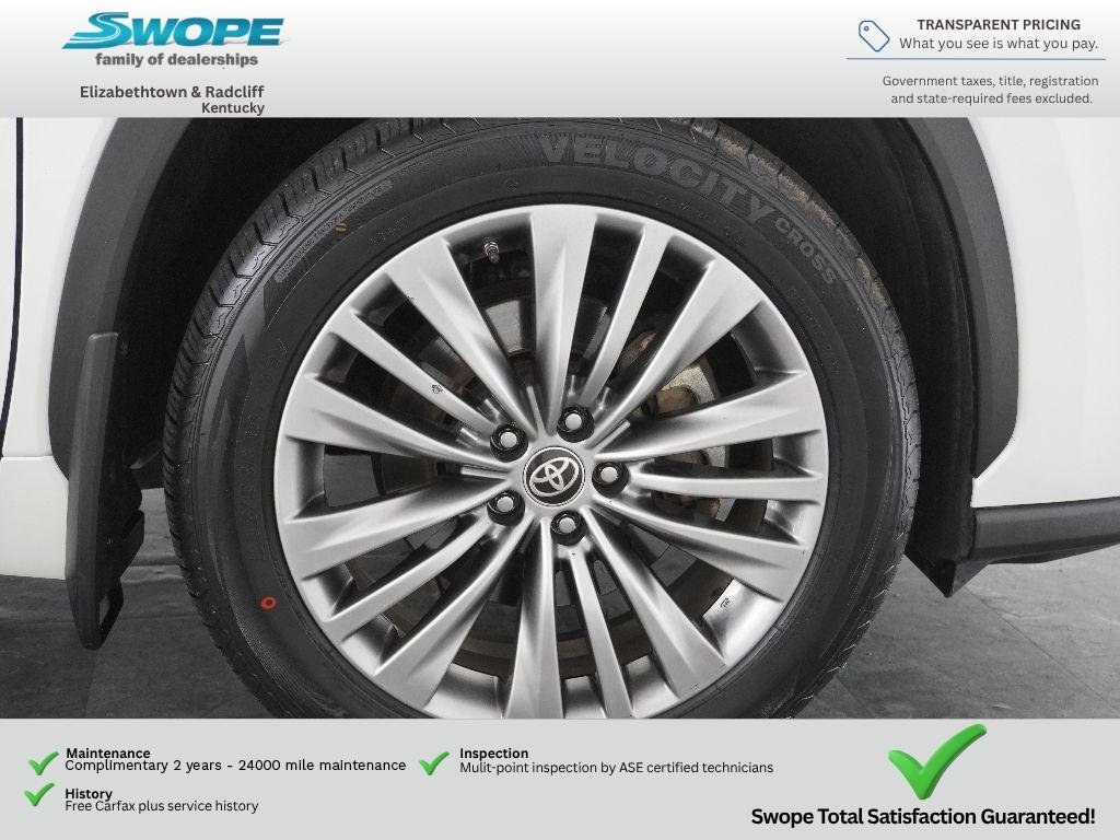 Used 2021 WHITE Toyota Hybrid Platinum image 30