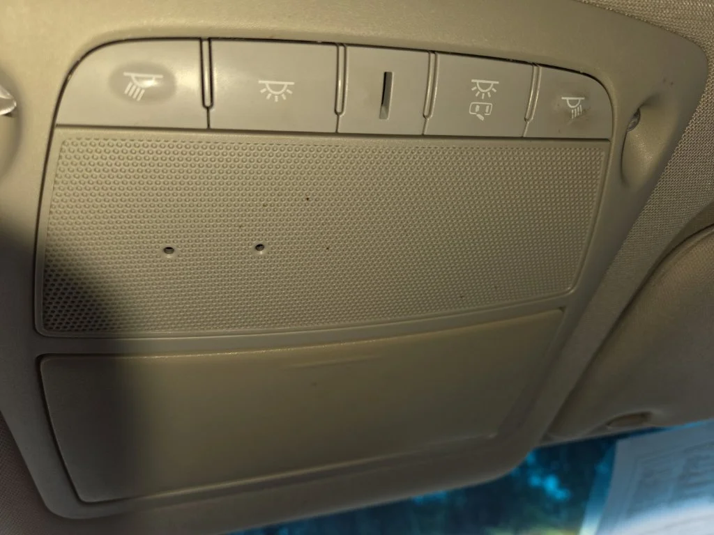 Used 2017 White Nissan 2.5 S image 14