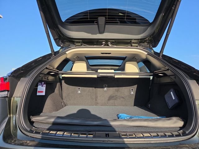 New 2026 Nori Green Pearl Lexus 350h Premium+ image 24