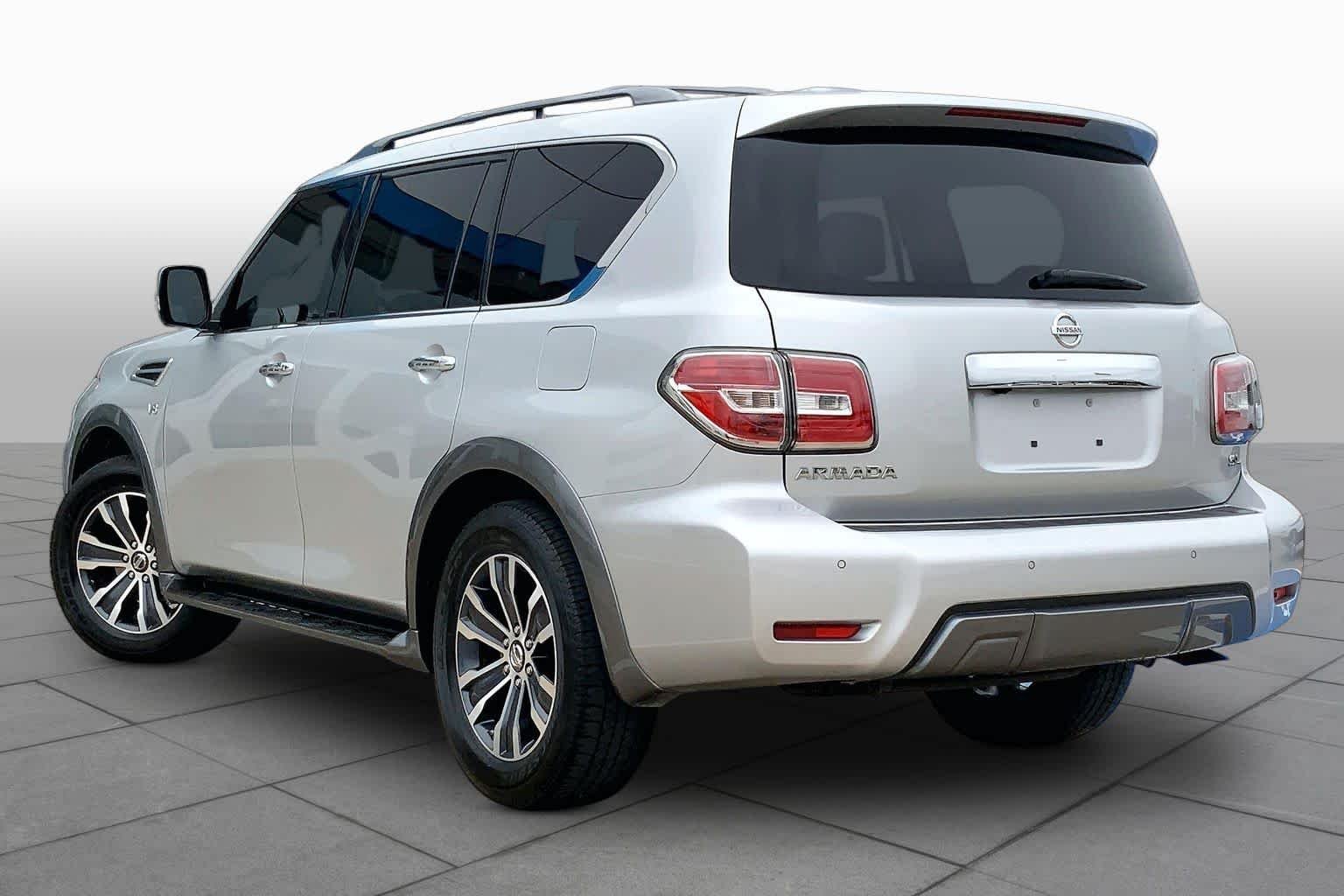 Used 2019 Brilliant Silver Metallic Nissan SL image 12