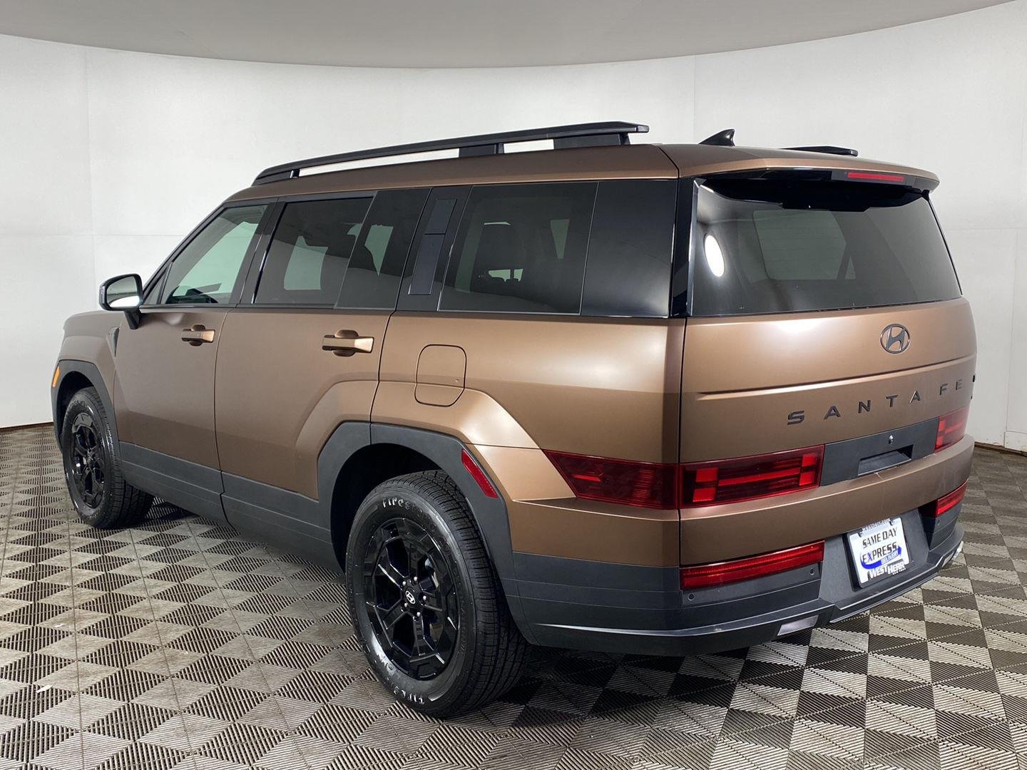 Used 2024 Earthy Brass Matte Hyundai XRT image 3