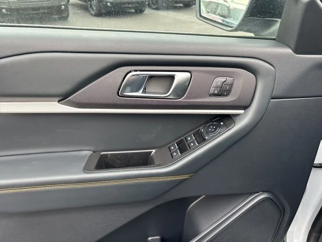New 2026 Space White Metallic Ford Tremor® image 14