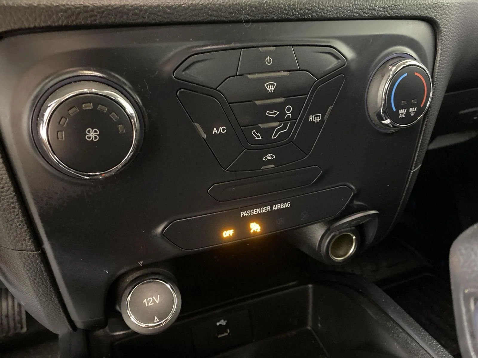 Used 2019 Ingot Silver Ford XL image 21