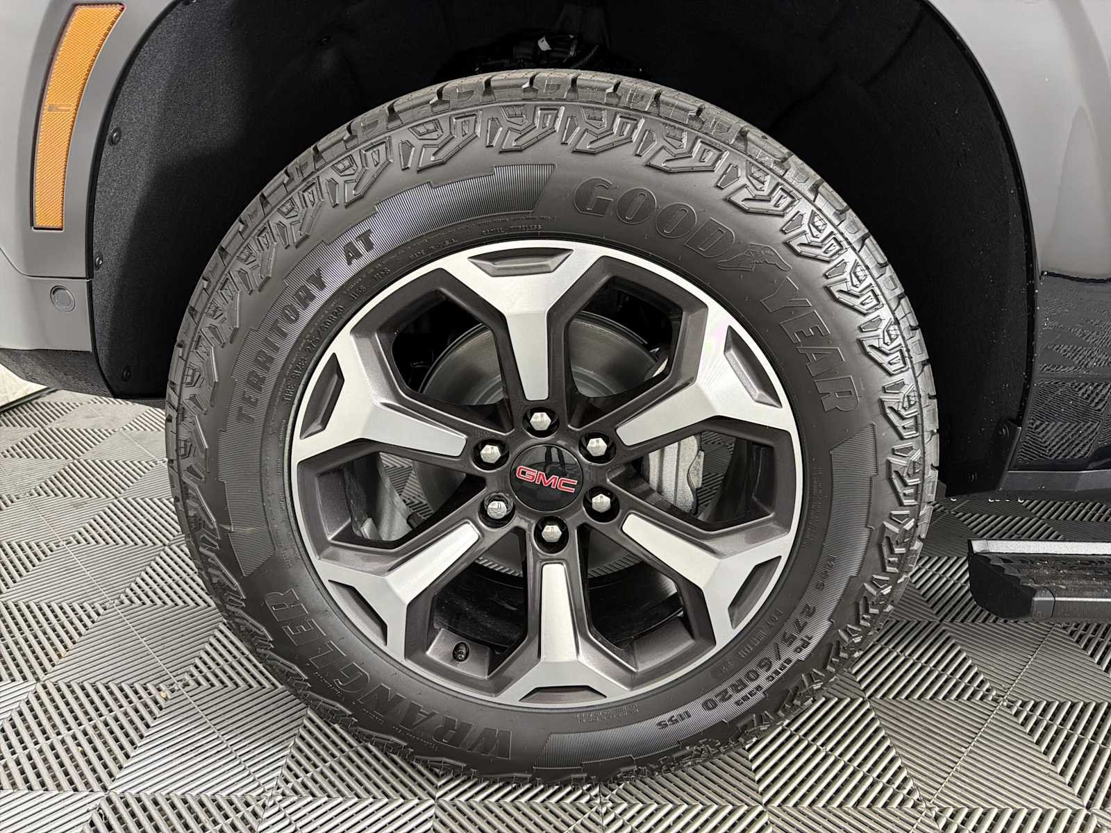 New 2026 Onyx Black GMC AT4 Ultimate image 10