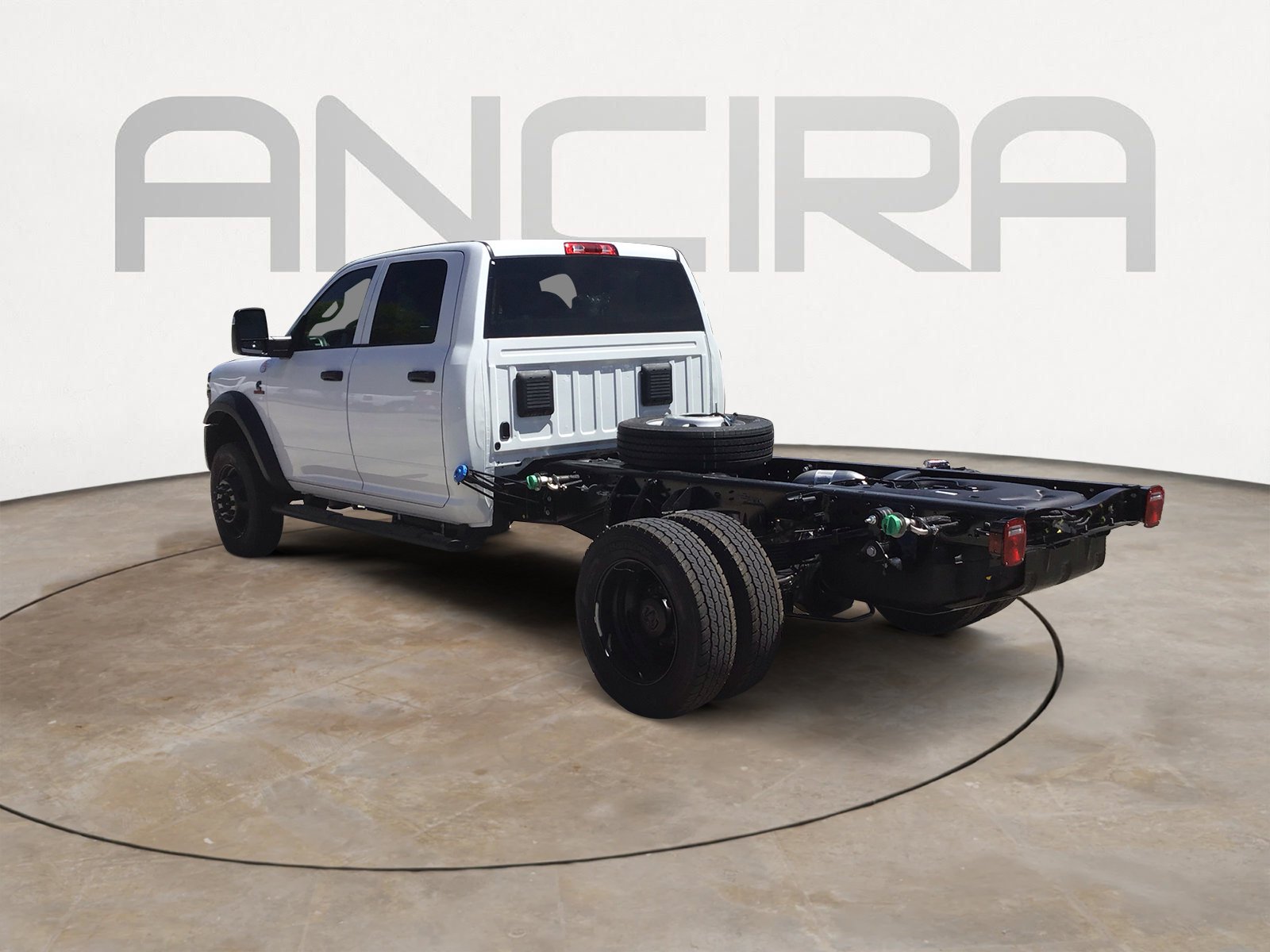 New 2026 Bright White Clearcoat RAM Tradesman image 8