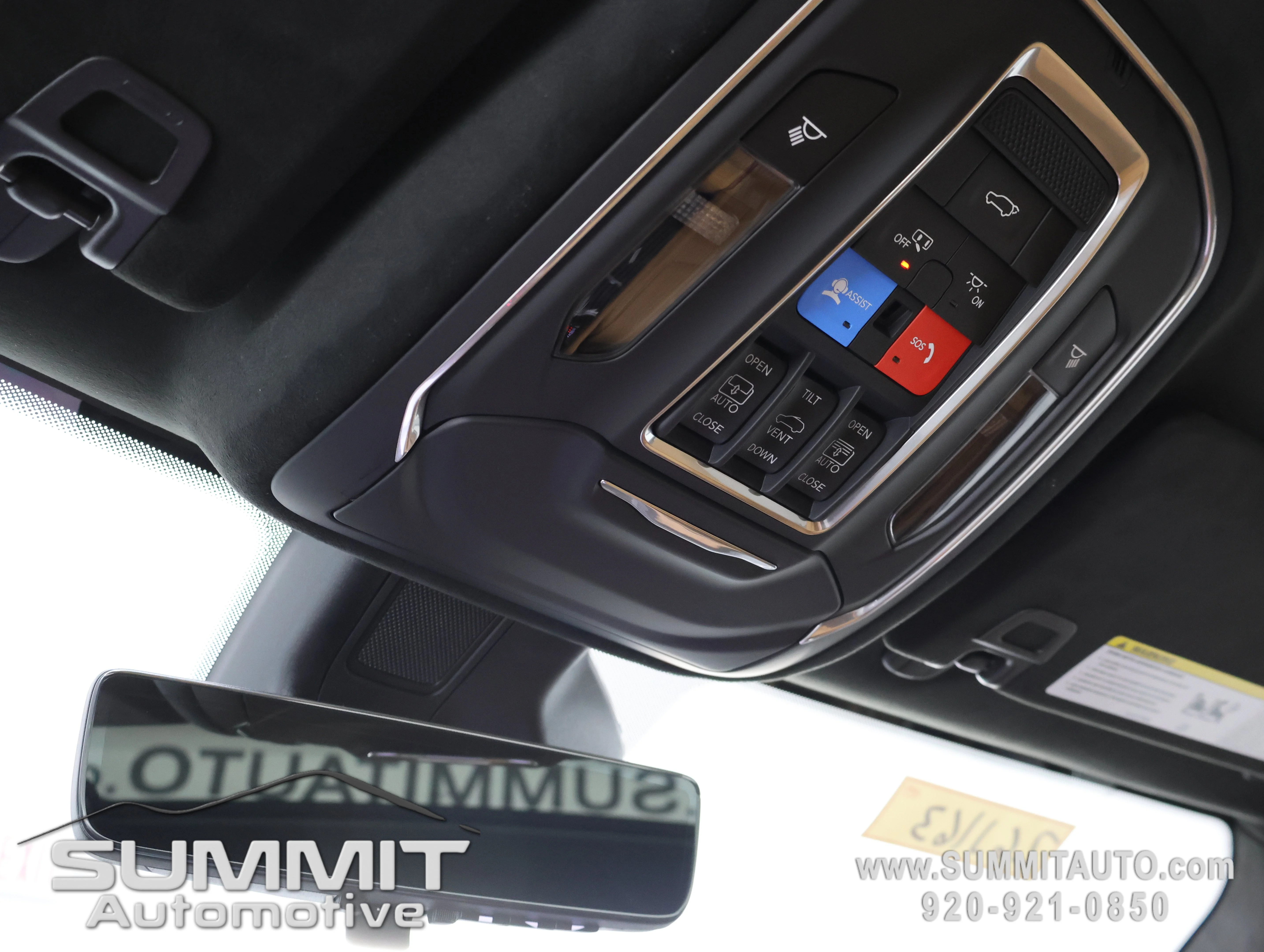 New 2026 Diamond Black Crystal Pearl-Coat Exterior Paint Jeep Summit image 12