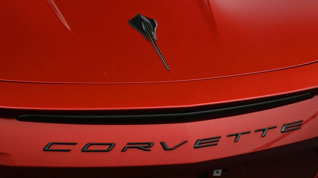 Used 2022 Red Chevrolet Stingray image 19