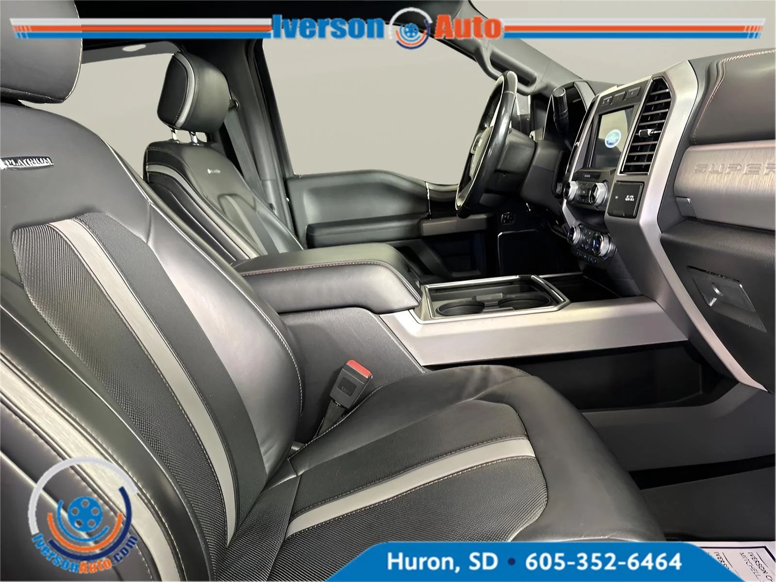 Used 2019 Agate Black Ford Platinum image 32