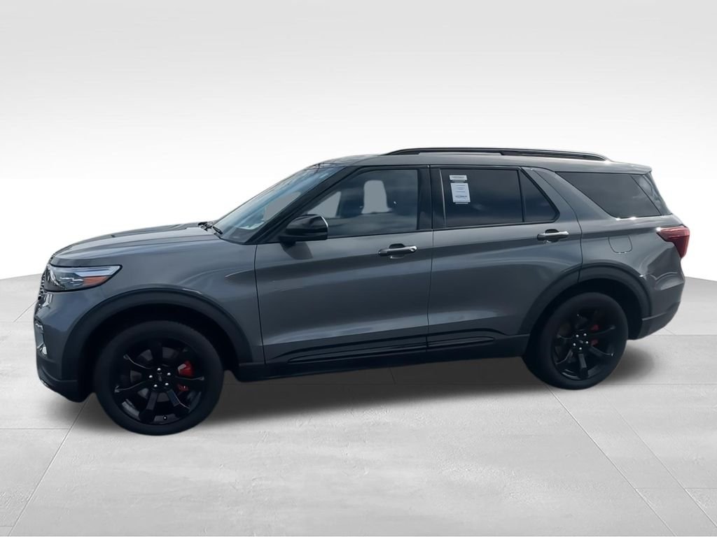 Used 2023 Gray Ford ST image 5