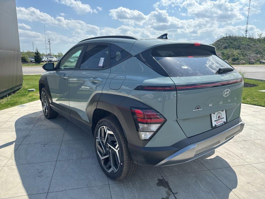 New 2026 Green Hyundai SEL Premium AWD image 5