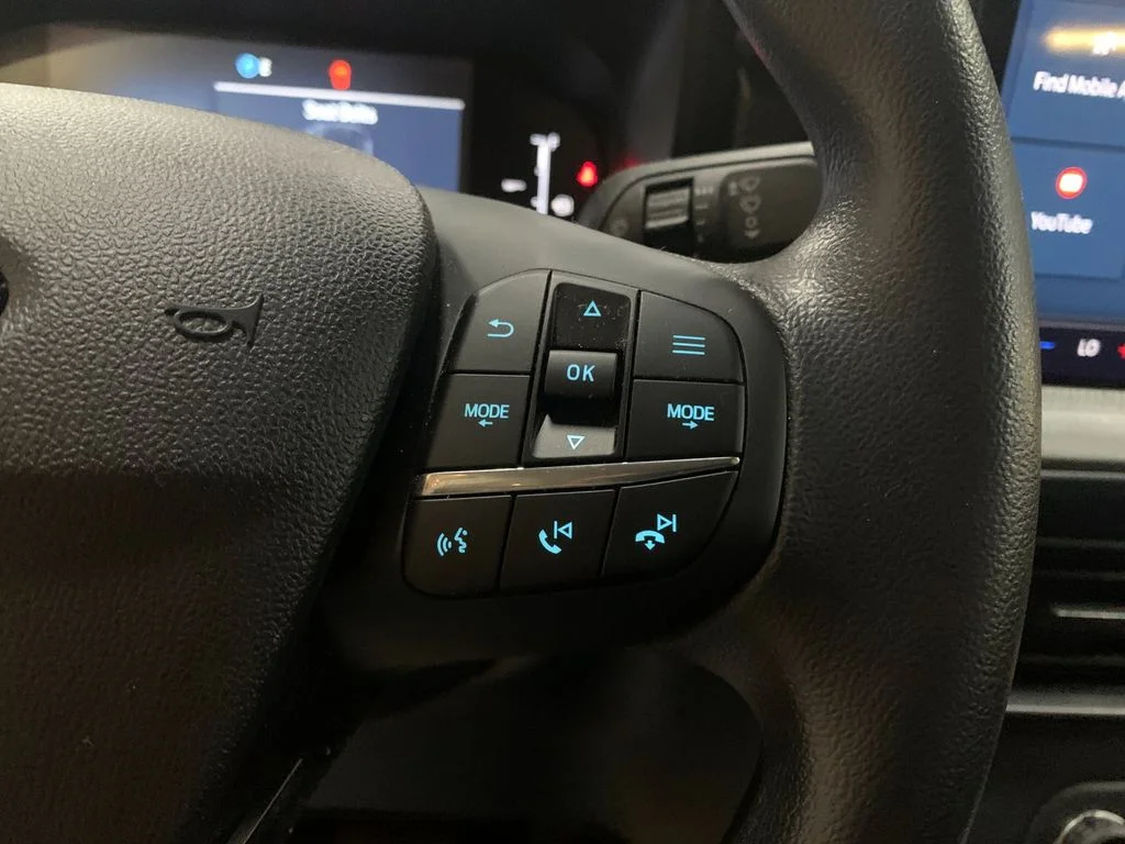Used 2025 White Ford XLT image 28