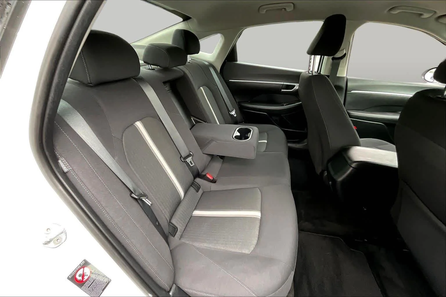 Used 2022 Quartz White Hyundai SEL image 20