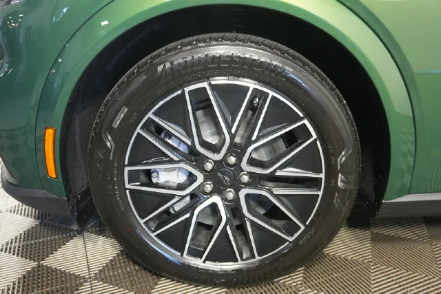 New 2026 Eruption Green Metallic Ford Premium image 8
