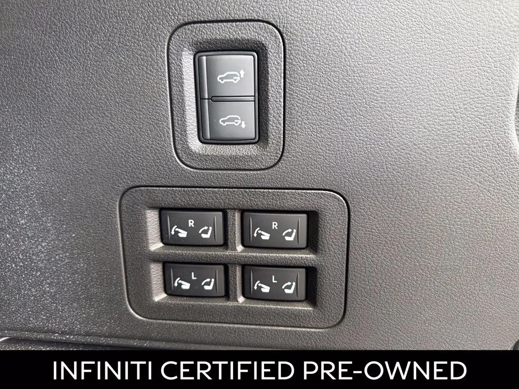 Certified Used 2026 Black Obsidian INFINITI LUXE image 33