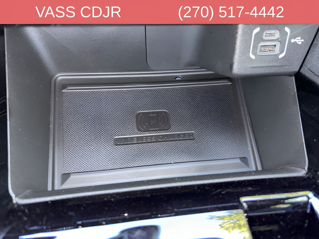Certified Used 2026 White/off-white Jeep Latitude image 23